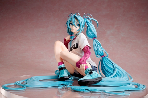 MÔ HÌNH Hatsune Miku x Mai Yoneyama The Latest Street Style 