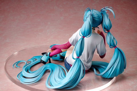 MÔ HÌNH Hatsune Miku x Mai Yoneyama The Latest Street Style 