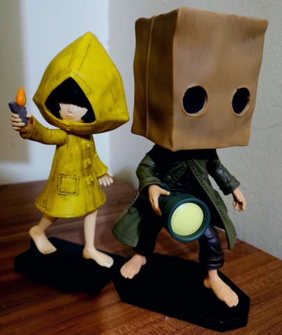 MÔ HÌNH Mono - Little Nightmares II - (Bandai) FIGURE CHÍNH HÃNG