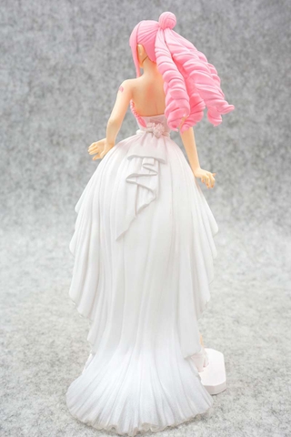 MÔ HÌNH Perona - One Piece - Lady Edge: Wedding - White (Banpresto) FIGURE CHÍNH HÃNG