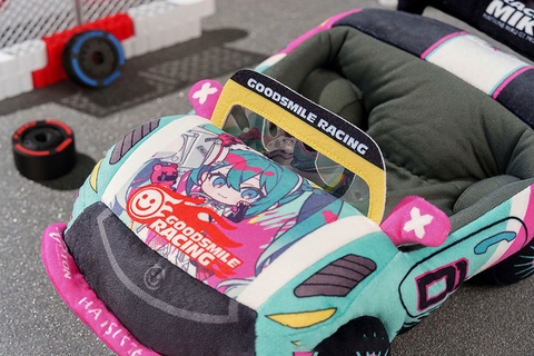 [PRE ORDER] Bông Hatsune Miku - GT Racing Ver. 2025 - Huggy Doll Plushie (Good Smile Racing) BÔNG CHÍNH HÃNG