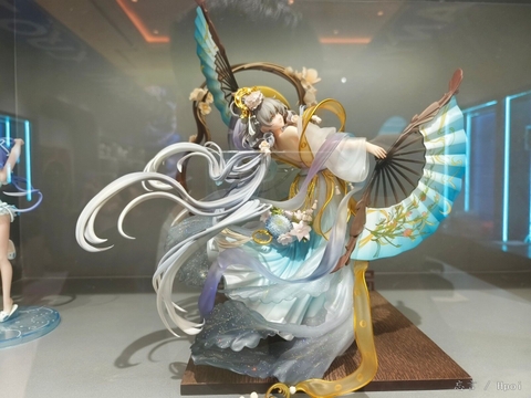 MÔ HÌNH Vsinger Luo Tianyi -The flowing moonlight- 1/7 Complete Figure(A.DIMENSION) FIGURE CHÍNH HÃNG