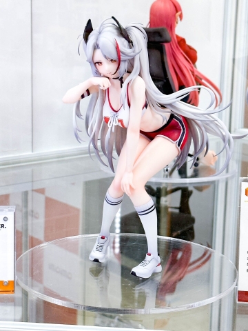 MÔ HÌNH Azur Lane - Prinz Eugen - 1/6 - Brilliant Touchdown Ver. (AniGame) FIGURE CHÍNH HÃNG
