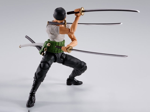 [Pre Order] Mô Hình Roronoa Zoro - Romance Dawn - One Piece - S.H.Figuarts (Bandai Spirits) FIGURE CHÍNH HÃNG