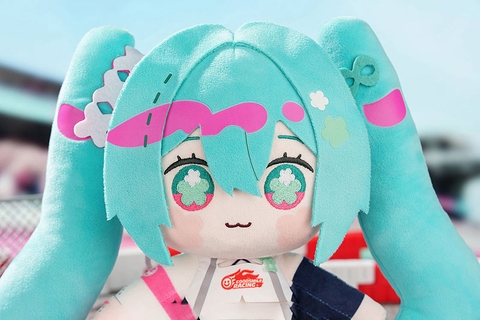 [PRE ORDER] Bông Hatsune Miku - Racing Ver. 2025 - Huggy Doll Plushie (Good Smile Racing) BÔNG CHÍNH HÃNG