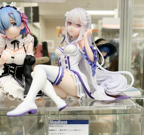 MÔ HÌNH Emilia - Melty Princess Re:ZERO -Starting Life in Another World- Palm-size - Complete Figure(MegaHouse) FIGURE CHÍNH HÃNG