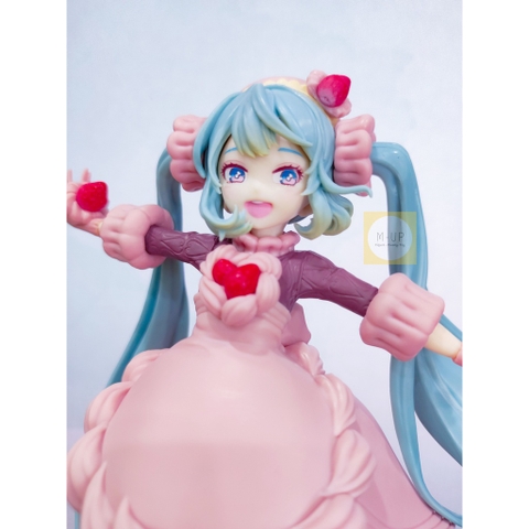 MÔ HÌNH HATSUNE MIKU - VOCALOID - SWEETSWEETS SERIES - STRAWBERRY CHOCOLATE (FuRyu) FIGURE CHÍNH HÃNG