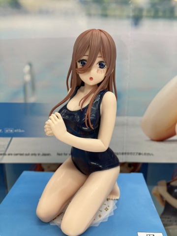 MÔ HÌNH Miku Nakano - Celestial Vivi - School Style Ver - Nhà Có 5 Nàng Dâu (BANDAI) FIGURE CHÍNH HÃNG