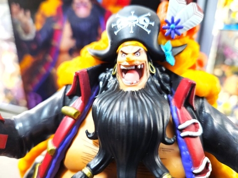 MÔ HÌNH Marshall D. Teach - One Piece - Ichiban Kuji - Ichiban Kuji One Piece Shin Yonkou (B Prize) - Masterlise Expiece (Bandai Spirits) FIGURE CHÍNH HÃNG