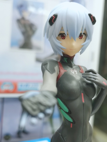 MÔ HÌNH Ayanami Rei (tentative name) - Evangelion Shin Gekijouban - SPM Figure - ～Hand Over～ (SEGA) FIGURE CHÍNH HÃNG