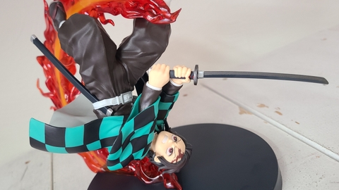 MÔ HÌNH Kamado Tanjirou - Kimetsu no Yaiba - Vibration Stars Plus (Bandai Spirits) FIGURE CHÍNH HÃNG