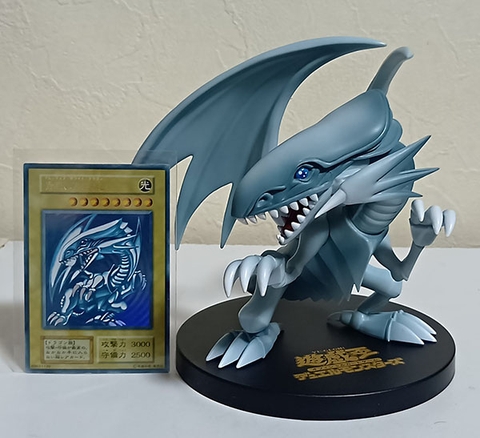 MÔ HÌNH Blue-Eyes White Dragon - Yu-Gi-Oh! Official Card Game - Equal Arts - Konami Prize Collection (Konami Amusement) FIGURE CHÍNH HÃNG