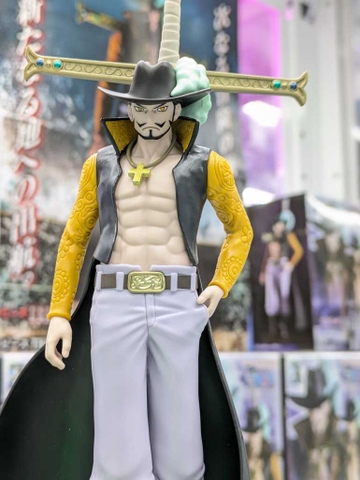 MÔ HÌNH Dracule Mihawk - One Piece - One Piece the Shukko (Bandai Spirits)FIGURE CHÍNH HÃNG