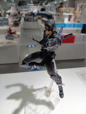 MÔ HÌNH Nightwing - Batman: Arkham Knight - Amazing Yamaguchi - Revoltech (NR104) (Kaiyodo) FIGURE CHÍNH HÃNG