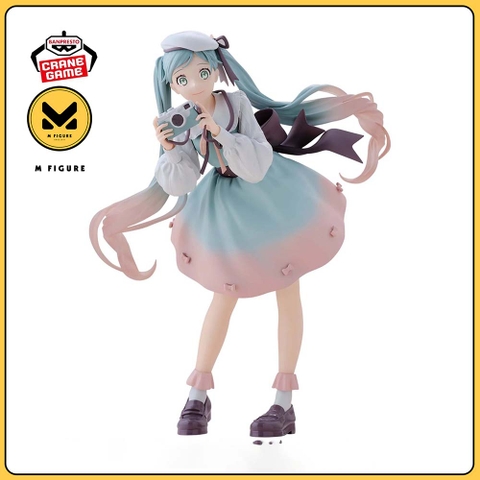 MÔ HÌNH  Hatsune Miku - Piapro Characters - Holiday Memories - Camera (Bandai Spirits) FIGURE CHÍNH HÃNG