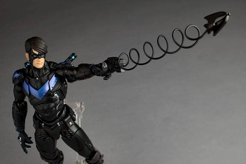 MÔ HÌNH Nightwing - Batman: Arkham Knight - Amazing Yamaguchi - Revoltech (NR104) (Kaiyodo) FIGURE CHÍNH HÃNG
