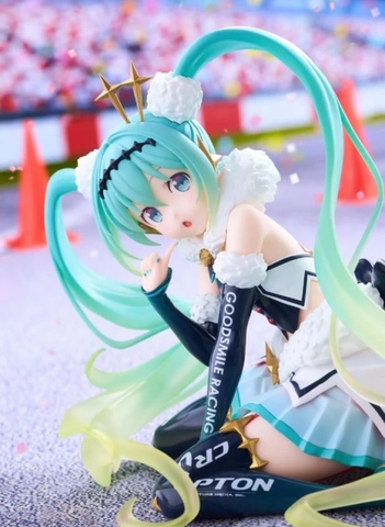 [PRE ORDER] MÔ HÌNH Hatsune Miku - Good Smile Racing - Taito Kuji - Taito Kuji Racing Miku (B Prize) - Racing Miku 2018 Ver., Round 8 Support Illustration (Taito) FIGURE CHÍNH HÃNG