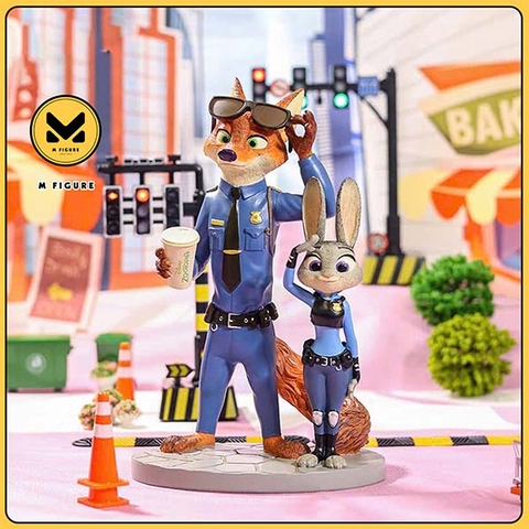 MÔ HÌNH Nick & Judy - Zootopia - Disney Showcase  - Street Patrol Edition (Enesco) FIGURE CHÍNH HÃNG