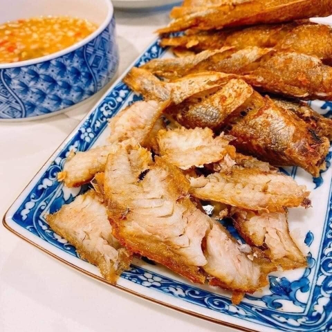 Cá phèn hồng (khay 500g)