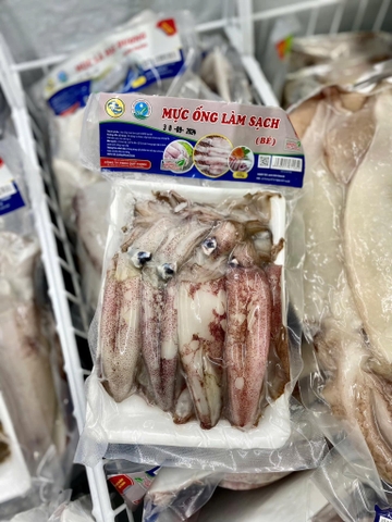 Mực ống bé (20 22 con) 500g (khay)