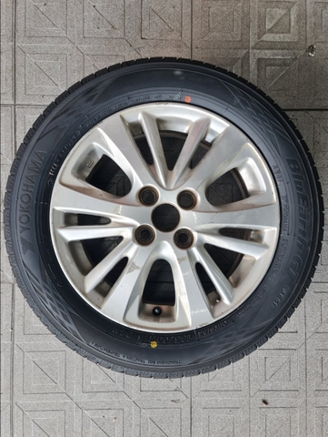 185/60R16 YOKOHAMA Nhật BluEarth-GT AE51