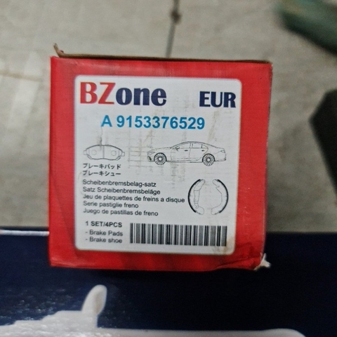 Má phanh trước NISSAN TOYOTA (Navara 15, Hiace) BZONE