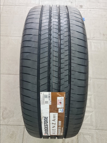 235/45R19 BRIDGESTONE Việt Nam ALENZA 001 (DOT4224)