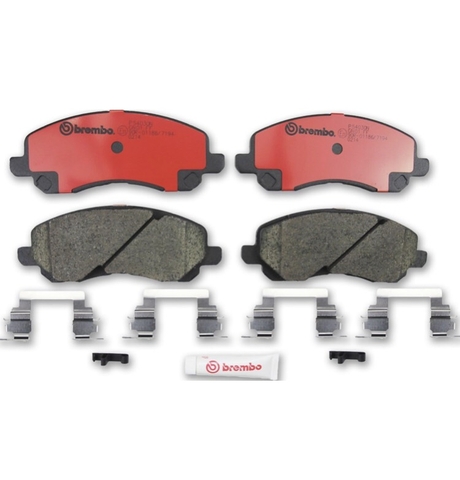 Má phanh trước MITSUBISHI (Lancer 03-, Galant 96-14, Space Runer 99-) -BREMBO (Gốm)
