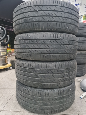 Bộ 4 215/55R17 MICHELIN Thái 3St Date 0317 vá 0-0-1-1