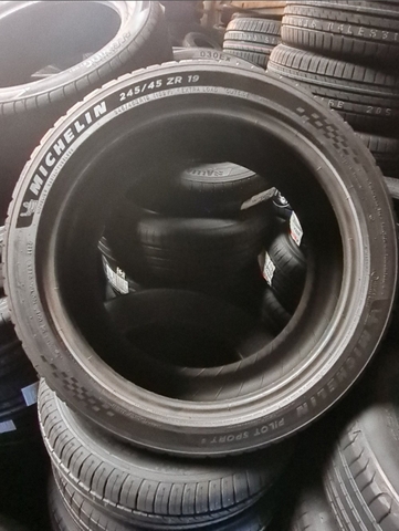 245/45R19 MICHELIN THAIAND Pilot Sport 5