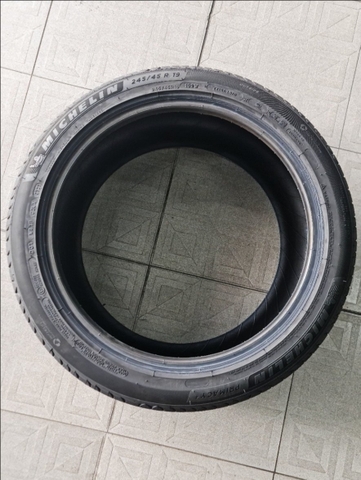 245/45R19 MICHELIN THAILAND Primacy 4 ST