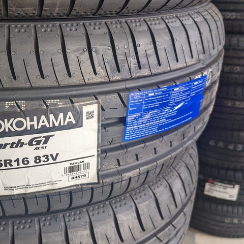185/55R16 YOKOHAMA Nhật BluEarth-GT AE51