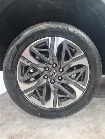 235/50R20 CONTINENTAL CrossContact RX