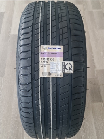 245/45R20 Runflat MICHELIN EU Latitude Sport 3 ZP*