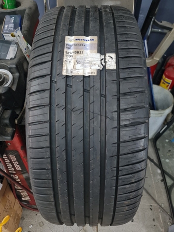 285/45R21 MICHELIN HUNGARY Pilot Sport 4 SUV
