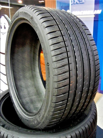 295/40R21 MICHELIN China PILOT SPORT 4 SUV
