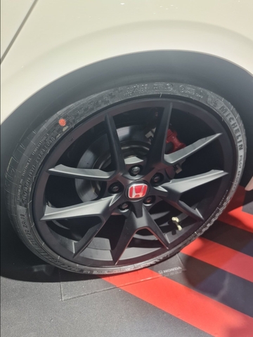 265/30R19 MICHELIN USA Pilot Sport 4S DT1