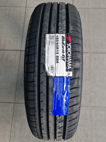185/65R15 YOKOHAMA Nhật BluEarth-GT AE51