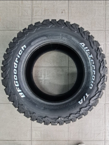 275/65R18 BFGOODRICH Mỹ All-Terrain T/A KO2 Chữ Trắng (Date 22)