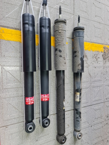 Cặp phuộc sau KYB Nhật - SUZUKI (XL7, Ertiga)