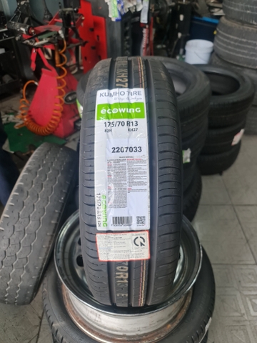 175/70R13 KUMHO Việt Nam ECOWING KH27