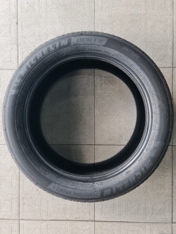 235/50R19 MICHELIN Pháp LATULITUDE SPORT 3 MO