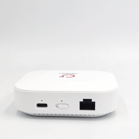 Bộ phát wifi 4G cầm tay Olax MT30 tích hợp pin 4000mAh, có 1 cổng LAN