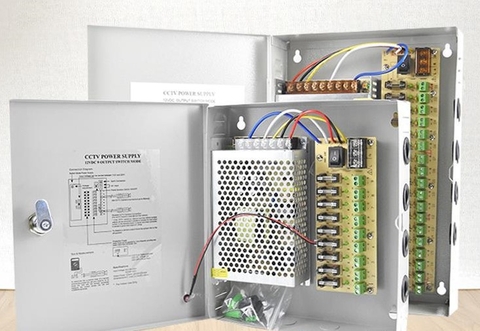 Tủ cấp nguồn cho camera 12V5A 4 cổng và 12V10A 9 cổng, cấp nguồn cho camera hoạt động thuận tiện hơn