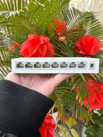 Switch POE Mercury 4 cổng POE + 1 cổng Uplink, 4 cổng POE + 2 cổng Uplink, 7 cổng POE + 1 cổng Uplink, 8 cổng POE + 2 cổng Uplink
