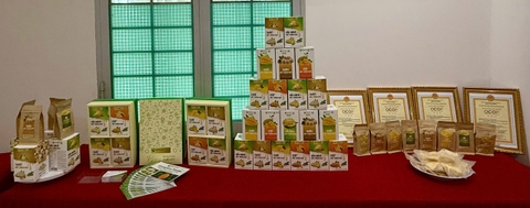 MEKONG FOODTECH TRƯNG BÀY SẢN PHẨM OCOP TẠI NGÀY HỘI TOÀN DÂN BẢO VỆ AN NINH TỔ QUỐC NĂM 2025 – VĨNH LONG