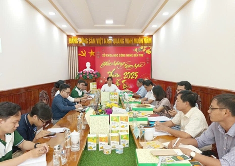 Công ty TNHH Kỹ nghệ Chế biến Thực phẩm Mekong phối hợp cùng Trường ĐH Nguyễn Tất Thành hoàn thành đề tài nghiên cứu khoa học “Ứng dụng công nghệ sấy thăng hoa nâng cao giá trị trái cây đặc sản Bến Tre”