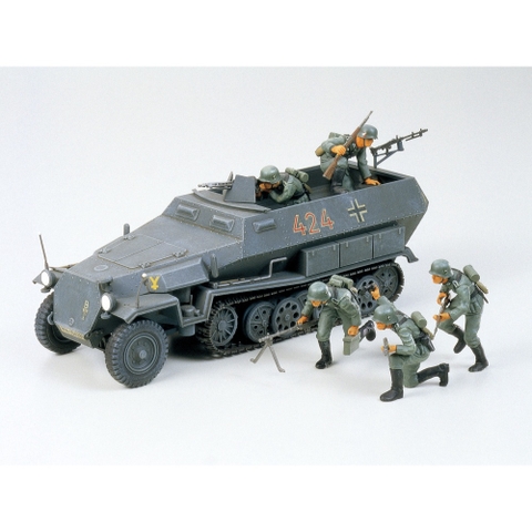 Mô hình lắp ráp xe tăng quân đội Đức German Hanomag Sd.Kfz. 251/1 35020 Tamiya