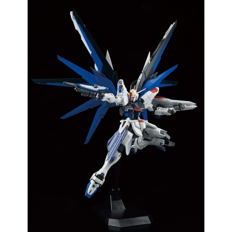 Mô Hình Lắp Ráp MG Gundam Freedom Ver 2.0 Daban 6650
