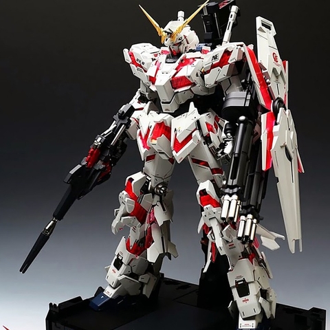 Mô Hình Gundam Bandai PG RX 0 Unicorn - GDC